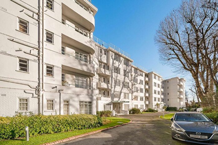 2 Bedroom Flat For Sale In Haverstock Hill, Belsize Park, NW3