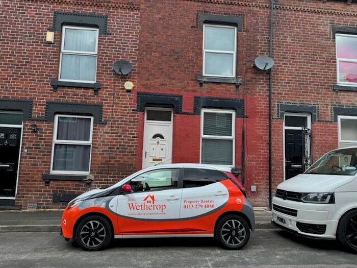 3 Bedroom Terraced House To Rent In Clark Mount, Leeds, West Yorkshire, LS9