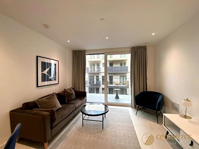 1 Bedroom Apartment To Rent In Georgette Apartments, The Silk District, E1