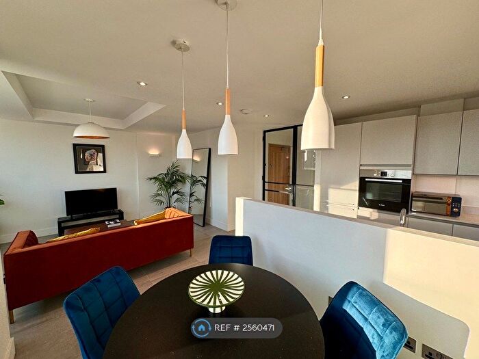 2 Bedroom Flat To Rent In Cliff Villas, London, NW1