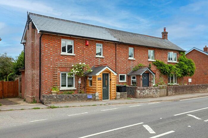 2 Bedroom Cottage For Sale In Bournemouth Road, Charlton Marshall, DT11