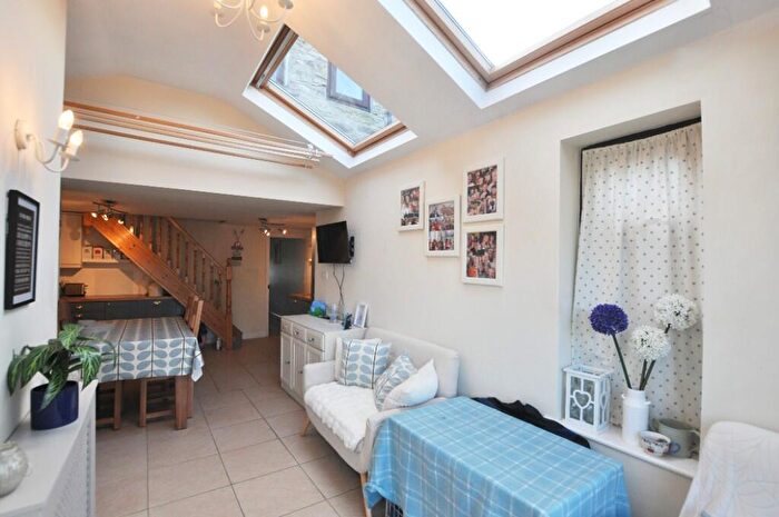 2 Bedroom Cottage For Sale In Long Lane, Heath Charnock, PR6