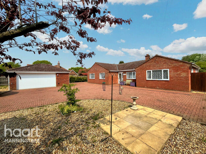 4 Bedroom Detached Bungalow For Sale In Mill Lane, Manningtree, CO11