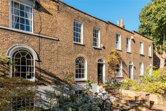 2 Bedroom Terraced House To Rent In Alwyne Villas, Canonbury, N1