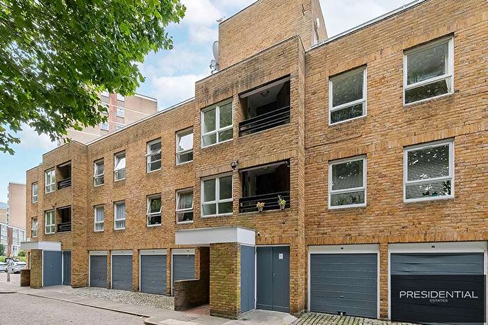 2 Bedroom Flat For Sale In Hobday Street, London, E14