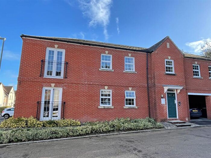 2 Bedroom Flat For Sale In Bridgwater Close, Harnham, Salisbury, SP2