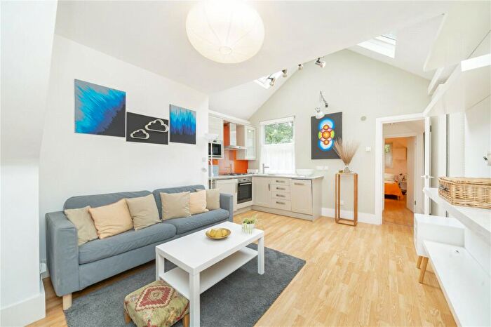 1 Bedroom Apartment To Rent In St. Pauls Avenue, London, NW2