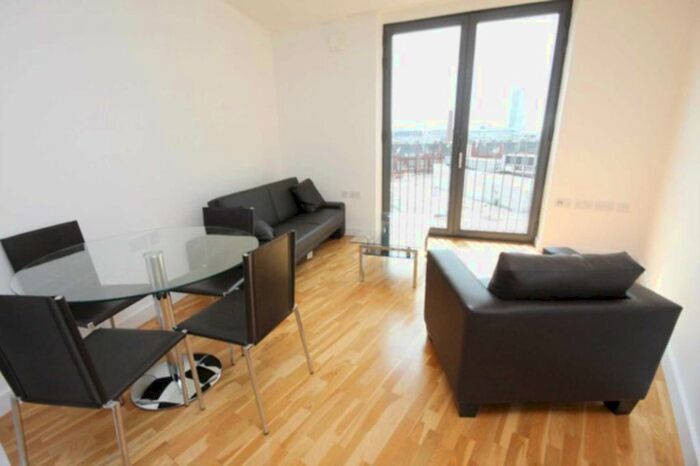 1 Bedroom Flat To Rent In Piccadilly Place, Manchester, M1
