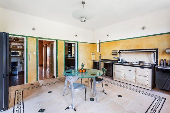 8 Bedroom Equestrian Facility For Sale In Plumtree Cross Lane, Itchingfield, Horsham, West Sussex, RH13