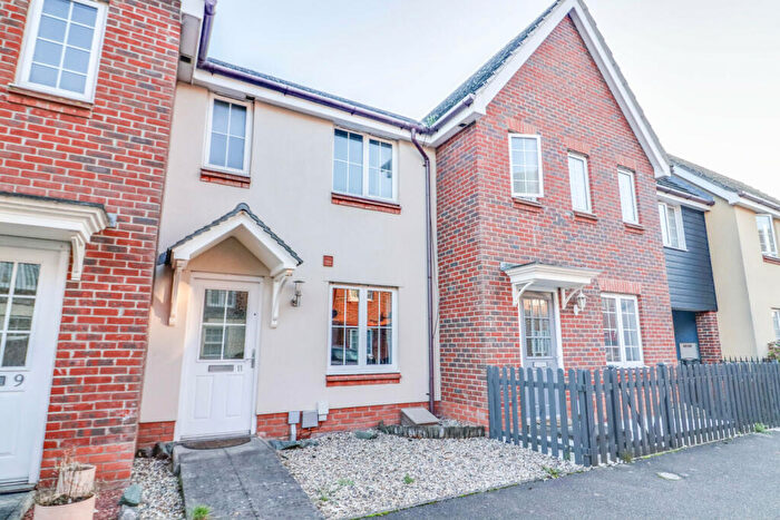 2 Bedroom Terraced House For Sale In Braiding Crescent, Braintree, CM7