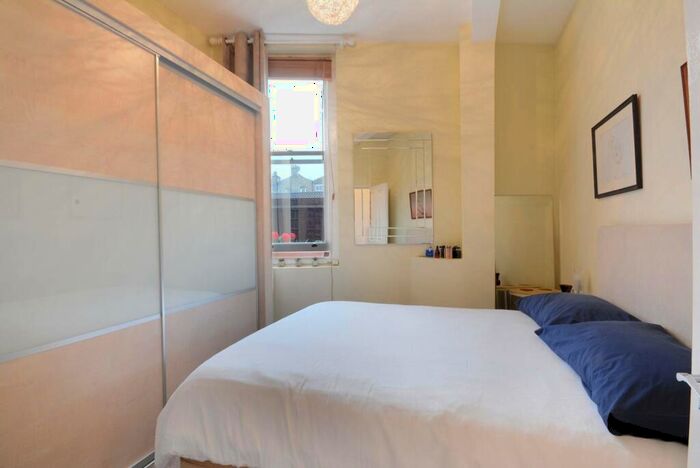 1 Bedroom Flat To Rent In Balfour Street, Elephant And Castle, SE17