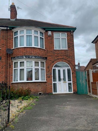 3 Bedroom Semi-Detached House To Rent In Eileen Avenue, Leicester, LE4