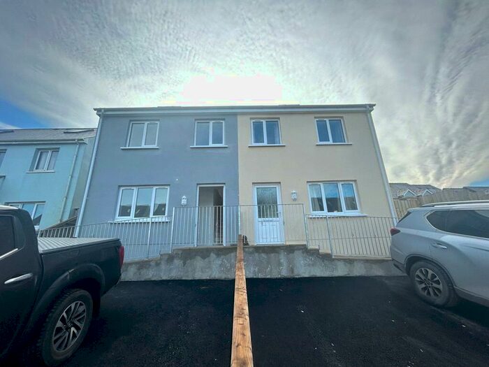 3 Bedroom Semi-Detached House For Sale In Crug Yr Efydd, Crymych, SA41
