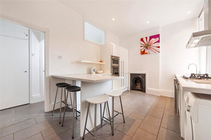 1 Bedroom Flat For Sale In Greencroft Gardens, South Hampstead, NW6
