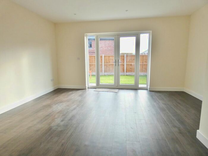 3 Bedroom Terraced House To Rent In Lytham Road, Fulwood, Preston, PR2