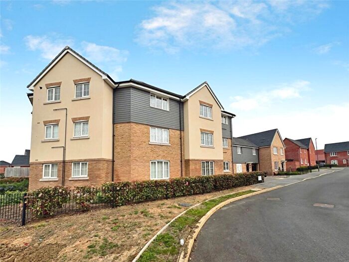2 Bedroom Apartment For Sale In Keepsake Way, Aylesbury, Buckinghamshire, HP18
