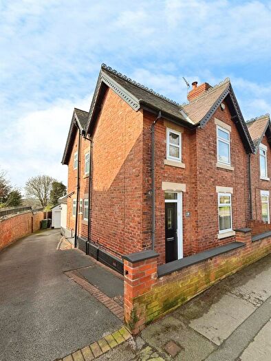 3 Bedroom Semi Detached House For Sale In Ilkeston Road, Heanor, DE75