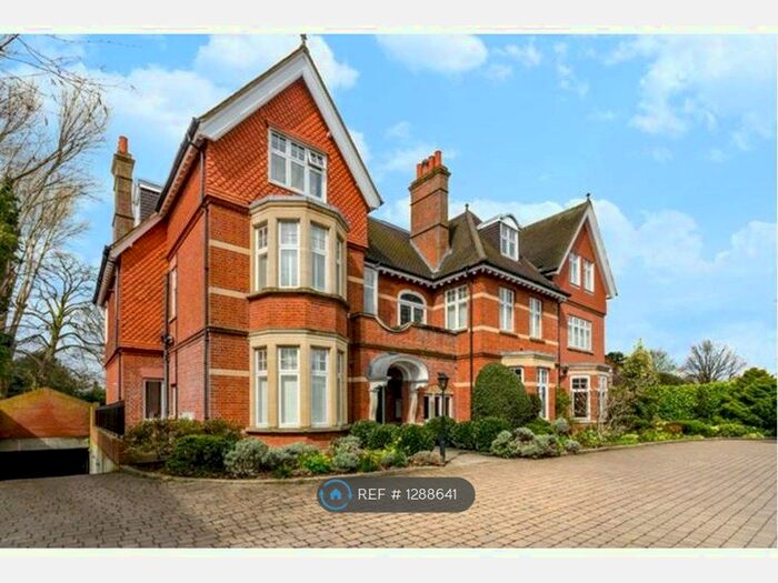 2 Bedroom Flat To Rent In Burwood Lodge, London SW19