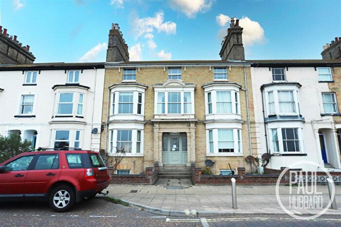 1 Bedroom Flat To Rent In Marine Parade, Lowestoft, NR33