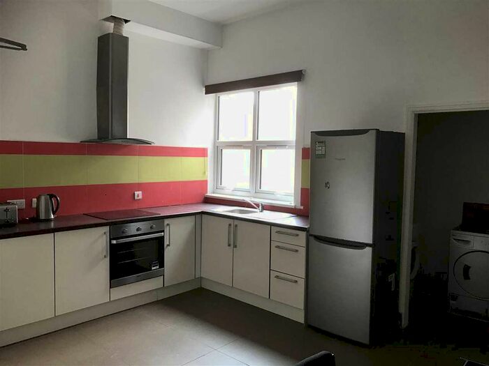 4 Bedroom Terraced House To Rent In London Road, Leicester, LE2