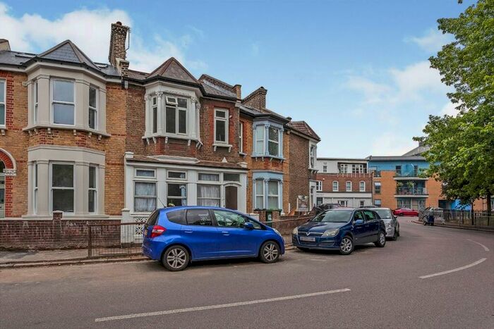 5 Bedroom Terraced House To Rent In Trundleys Road, London, SE8