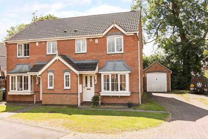 3 Bedroom Semi-Detached House For Sale In Gale Close, Lutterworth, LE17