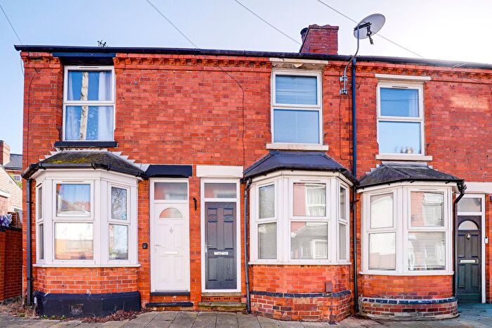 2 Bedroom End Terrace House For Sale In Manor Avenue, Nottingham, NG2