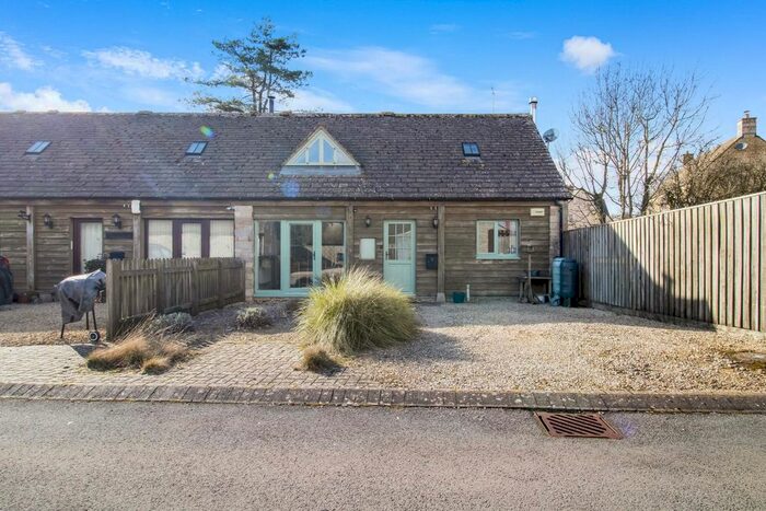 2 Bedroom End Terrace House For Sale In Birdlip Farm, Birdlip, Gloucester, Gloucestershire, GL4