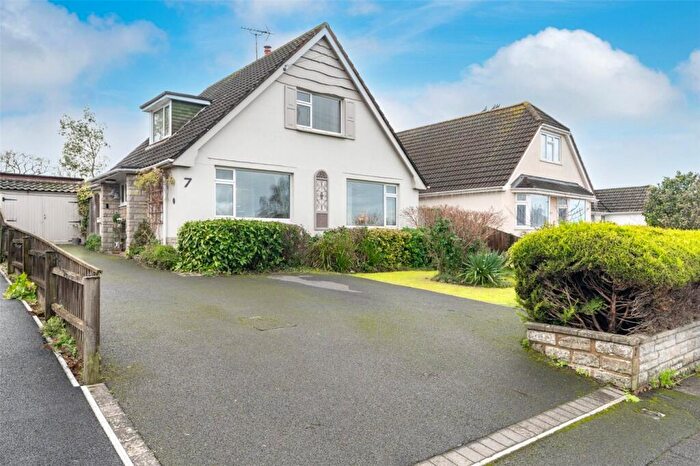 3 Bedroom Detached House For Sale In Ullswater Road, Wimborne, Dorset, BH21