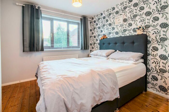 2 Bedroom End Of Terrace House To Rent In Balmoral Way, RG22