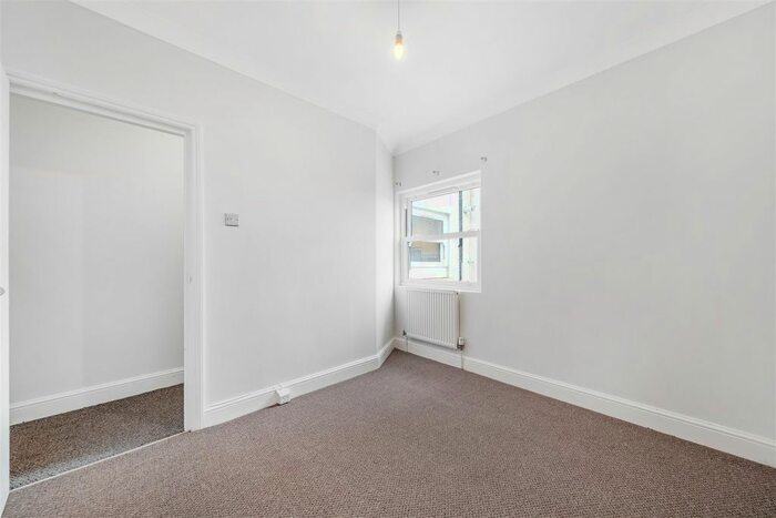 1 Bedroom Flat To Rent In Cotswold Street, West Norwood, SE27