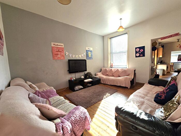 8 Bedroom Town House To Rent In Rothbury Terrace, Heaton, Newcastle Upon Tyne, NE6