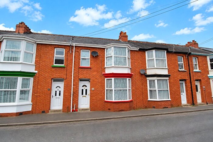 3 Bedroom Terraced House For Sale In Elmdale Road, Bideford, Devon, EX39