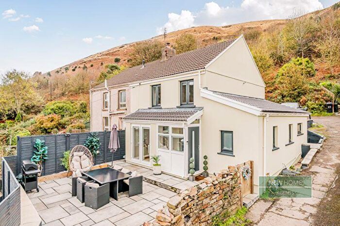 3 Bedroom Semi-Detached House For Sale In Lletty Harri, Port Talbot, SA13