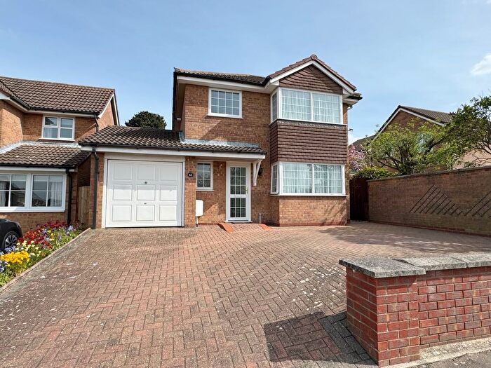 4 Bedroom Detached House For Sale In St. Andrews Gardens, Colchester, CO4