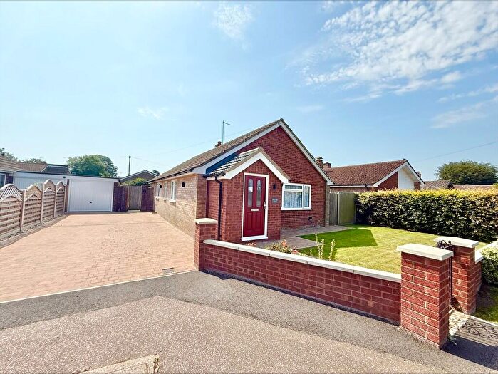 2 Bedroom Detached Bungalow For Sale In Black Street, Winterton-on-sea, NR29