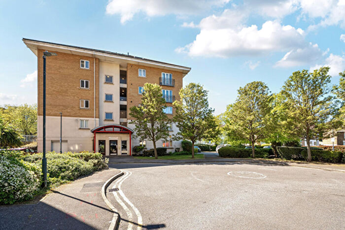 2 Bedroom Apartment For Sale In Chichester Wharf, Erith, DA8