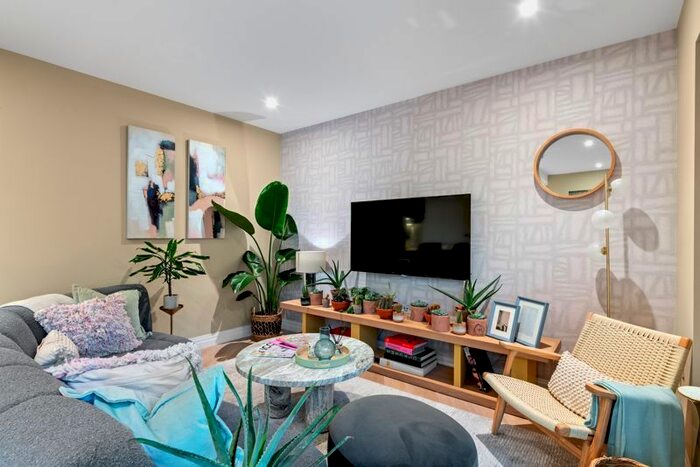 1 Bedroom Flat To Rent In Stanhope Mews West, South Kensington, SW7