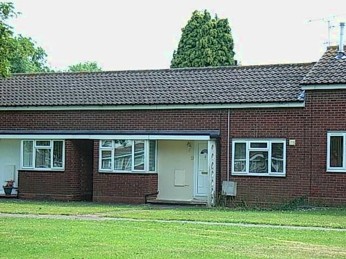 1 Bedroom Bungalow To Rent In 9, Chamberlains Green, Coventry CV6