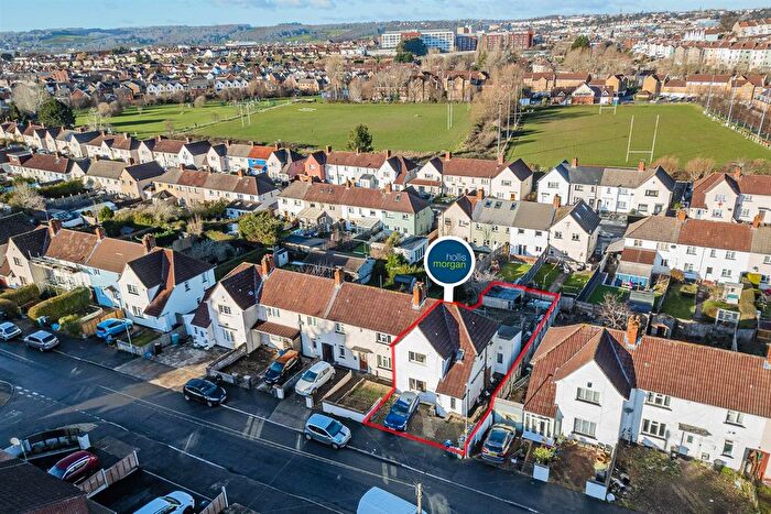 3 Bedroom Property For Sale In Lynton Road, Bedminster, Bristol, BS3