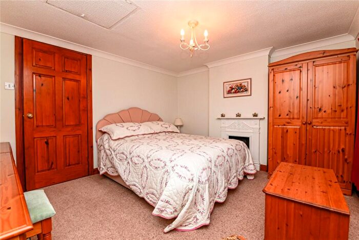 3 Bedroom Detached House For Sale In Ashley Lane, New Milton, Hampshire, BH25