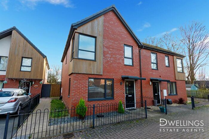 2 Bedroom Semi-Detached House For Sale In Beresford Close, Burton-On-Trent, DE14