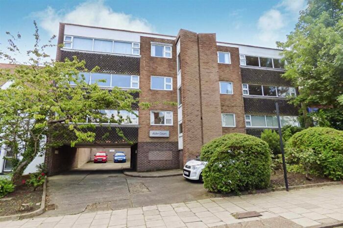 2 Bedroom Apartment To Rent In Alder Court, Monkseaton, NE25