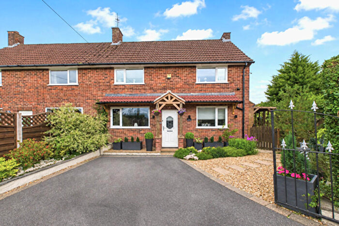 3 Bedroom Semi Detached House For Sale In Brookside, Ashbourne, DE6