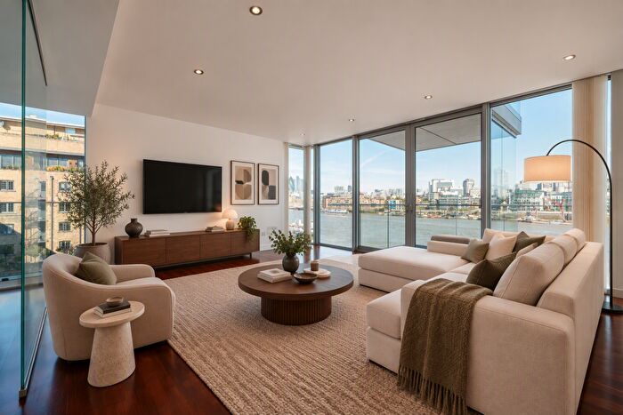 2 Bedroom Flat For Sale In Bermondsey Wall West, London, SE16