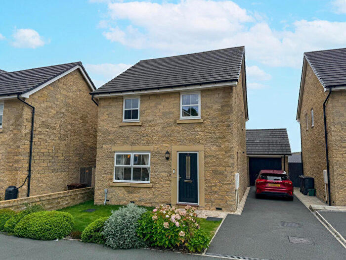 4 Bedroom Detached House For Sale In Bee Low Road, Buxton, SK17