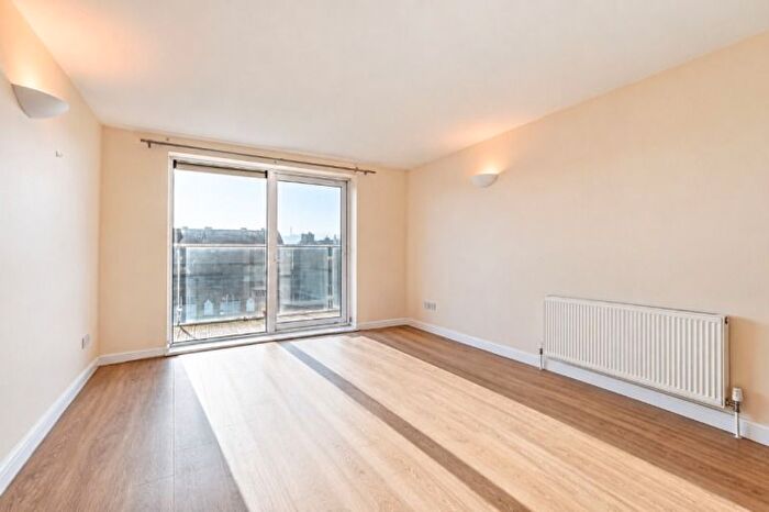 1 Bedroom Flat To Rent In Argyll Road, Woolwich, SE18