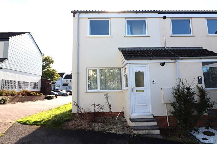 2 Bedroom End Of Terrace House For Sale In Walnut Way, Barnstaple, EX32
