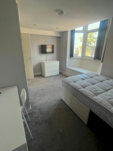 1 Bedroom Terraced House To Rent In Grafton Street, Coventry, CV1