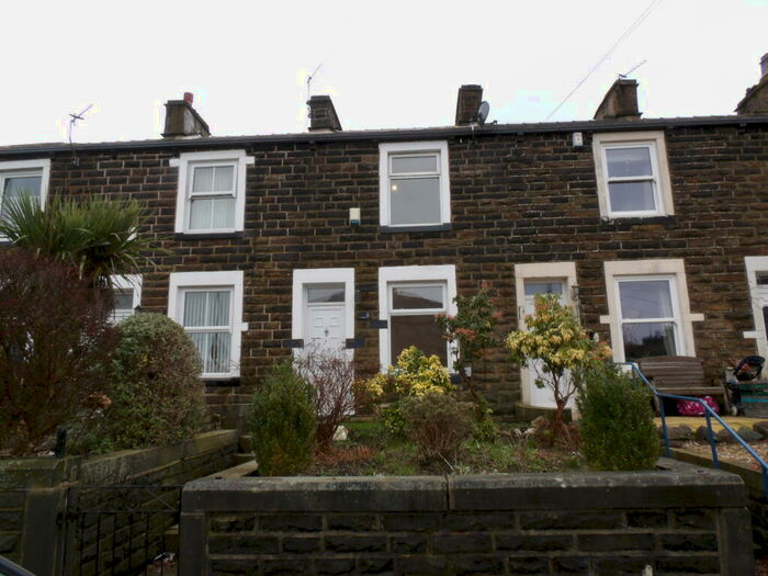 2 Bedroom House To Rent In Jubilee Street, BB10